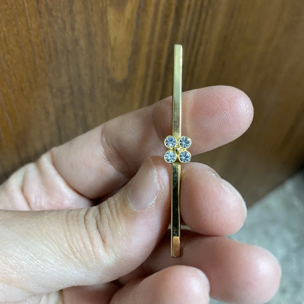 Vintage 1979 Avon Iceflower Bar Pin Brooch Ice Flower‎ Rhinestone Gold Tone 2